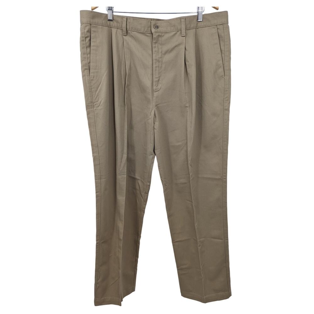 NWT Dockers W42xL32 OG Khaki 100% Cotton Pleated Permanent Crease No Wrinkle